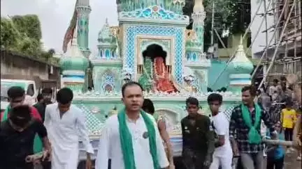 ব্যারাকপুর ২: মহরম উপলক্ষে শোভাযাত্রা আয়োজিত হল খড়দহ থানায় এলাকায়