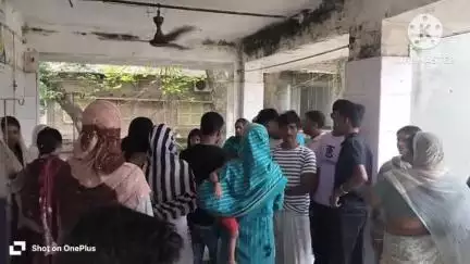पकरीबरावां: पकरीबरावां में सड़क दुर्घटना में एक युवक बुरी तरह जख्मी, सदर अस्पताल नवादा रेफर, ट्रैक्टर की चपेट में आया