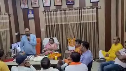 डलमऊ: नगर पंचायत डलमऊ कार्यालय में अध्यक्ष की अध्यक्षता में डॉक्टर श्यामा प्रसाद मुखर्जी के जन्म दिवस पर संगोष्ठी का आयोजन हुआ