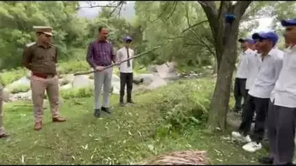 चम्बा: वन मंडल डलहौजी ने सालिक्स फॉर सॉयल अभियान का आरंभ किया