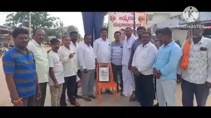 వర్ని: కోటగిరి మండల కేంద్రంలో బాబు జగ్జీవన్ రావ్ జయంతి వేడుకలు నిర్వహించిన ఎమ్మార్పీఎస్ నాయకులు