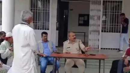 बिरसिंहपुर: मोहर्रम पर्व पर सभापुर थाना प्रभारी ने मुस्लिम समुदाय के साथ बैठक कर शांतिपूर्वक त्योहार मनाने की अपील की