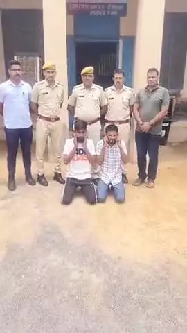 नोखा: जसरासर थाना पुलिस ने पेट्रोल पंप पर लूट के दो आरोपियों को गिरफ्तार किया, पूछताछ जारी