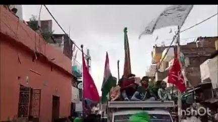 कुर्था: कुर्था में मुहर्रम पर्व पर ताजिया जुलूस का आयोजन किया गया