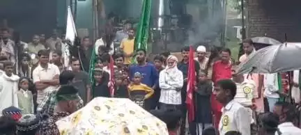 चुरचु: चरही में मुहर्रम पर त्याग और बलिदान के पर्व पर निकला भव्य ताजिया व जुलूस