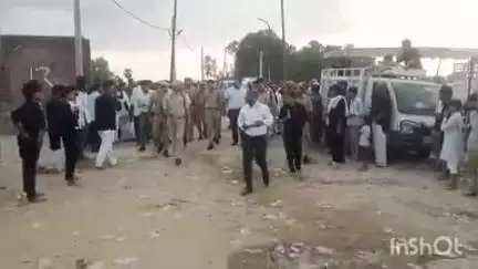 जलालपुर: चिलवानिया स्थित बड़ी दरगाह पर कड़ी सुरक्षा व्यवस्था के बीच मोहर्रम के ताजिए सुपुर्द-ए-खाक किए गए