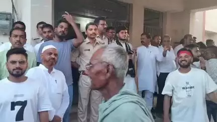 रफीगंज: शहरी एवं ग्रामीण क्षेत्रों में शांतिपूर्ण ढंग से निकाला गया मोहर्रम का जुलूस, खलीफाओं ने अखाड़े का नेतृत्व किया