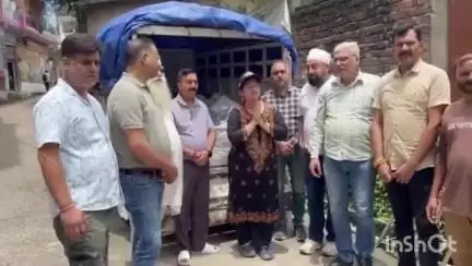 चच्योट: नेरचौक टैक्सी यूनियन का सराहनीय कदम: सराज आपदा पीड़ितों के लिए राहत सामग्री रवाना
