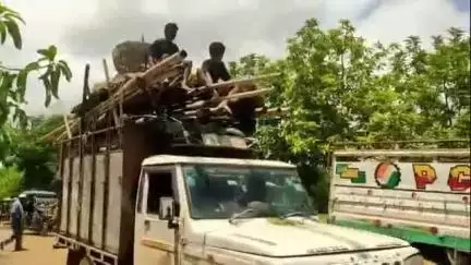 ধুবুৰী ভাগ: চাপৰ চৰুৱাবাখৰাত উচ্ছেদিত অঞ্চল খালী কৰি দিবলৈ অন্তিম বাৰৰ বাবে ঘোষণা প্ৰশাসনৰ