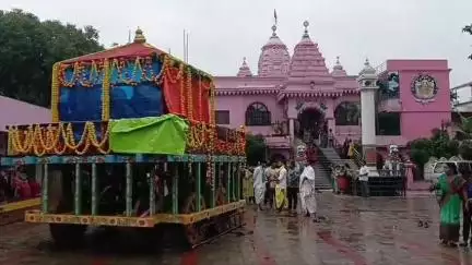 ସମ୍ବଲପୁର ମ୍ୟୁନିସିପାଲଟି: ସାକ୍ଷିପଡା ଶ୍ରୀରାଧା ମଦନଗୋପାଳ ମନ୍ଦିରରେ ପ୍ରଭୁଙ୍କ ସୁନାବେଶ ଅନୁଷ୍ଠିତ