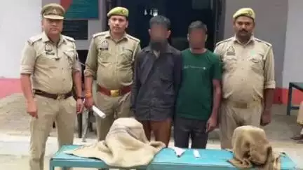 बुलंदशहर: अगौता पुलिस ने 2 शातिर चोरों को किया गिरफ्तार, कब्जे से बरामद हुईं चोरी की 2 नलकूप मोटर और अवैध असलहा