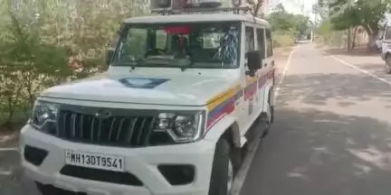 उत्तर सोलापूर: जोडभावी पेठेत दुचाकी नीट चालव म्हटल्याच्या रागातून दुकानदारास मारहाण, तिघांवर जोडभावी पोलिसात गुन्हा दाखल...