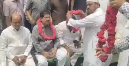 మేడ్చల్: బోయిన్పల్లిలో షర్బత్ పంపిణీ చేసిన కూకట్పల్లి ఎమ్మెల్యే మాధవరం కృష్ణారావు