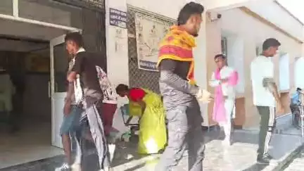 बसंतपुर: वीरपुर में मोहर्रम के जुलूस में कई लोग घायल, अनुमंडलीय अस्पताल में भर्ती