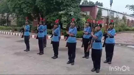 इगलास: इगलास में एनसीसी कैडेट्स को डा. कलाम के आदर्शों और सैन्य जीवन के मूल्यों का पाठ पढ़ाया गया