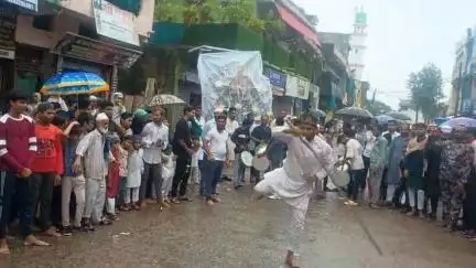 बनखेड़ी: बनखेड़ी: मुस्लिम समुदाय ने जमादारी मोहल्ले से ईदगाह तक निकाले ताजिए, राम रहीम चौराहे पर हुआ अखाड़ा प्रदर्शन