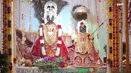खंडवा नगर: शहर के अति प्राचीन बिट्ठल मंदिर में नाम सप्ताह का आयोजन, बड़ी संख्या में महिलाओं ने दी भजनों की प्रस्तुति