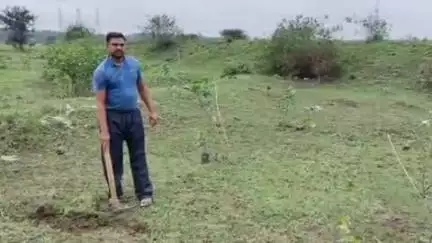 बैतूल: जन अभियान परिषद और मध्य भारत प्रांत ने भर कबड्डी में किया पौधारोपण, चलाया अभियान