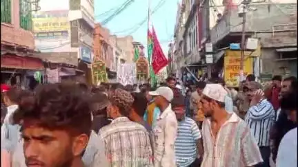 फतेहाबाद: फतेहाबाद में मातमी माहौल में निकाला गया जुलूस, करबला में ताज़िए सुपुर्द-ए-खाक, पुलिस बल तैनात, जगह-जगह स्वागत