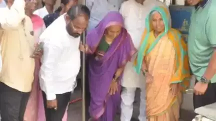 नगर: जनजागृती उपक्रमामध्ये नागरिकांचा सहभाग आवश्यक : माजी उपमहापौर गणेश भोसले यांचे भोसले आखाडा येथे प्रतिपादन
