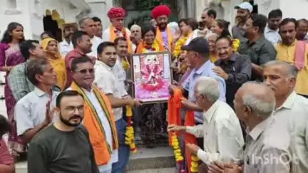 सिरोही: राष्ट्रीय महिला आयोग की अध्यक्ष विजया रहाटकर का सिरोही दौरा, सारणेश्वर महादेव मंदिर में पूजा की