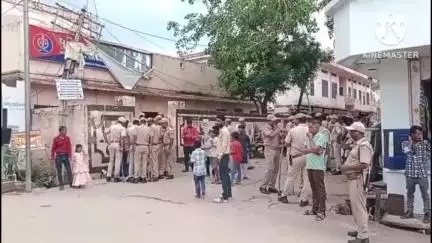सवाई माधोपुर: सवाई माधोपुर पुराने शहर में पुलिस की कड़ी सुरक्षा के बीच मातमी धुनों के साथ निकला ताजिये का जुलूस