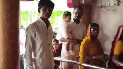 वडवणी: हरिश्चंद्र पिंपरी येथे दर्शनासाठी भाविकांची गर्दी
