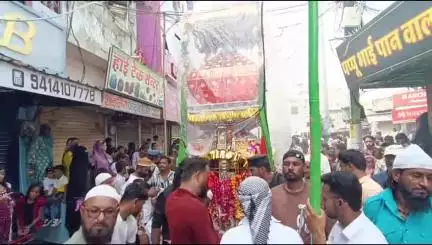 बांसवाड़ा: शहर के आजाद चौक में मुस्लिम समुदाय ने ढोल नगाड़ों और अखाड़ों के साथ निकाला मोहर्रम का जुलूस