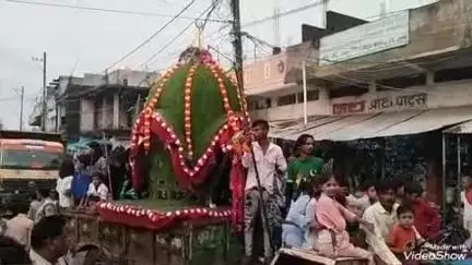 बेगमगंज: बेगमगंज में मोहर्रम पर नगर में निकाले गए ताजिये