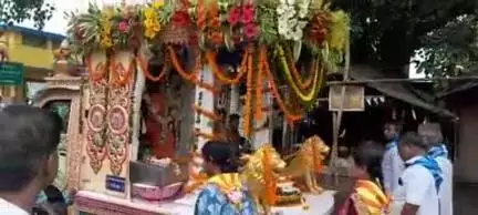 ଜଗତସିଂହପୁର: ନାଉଗାଁରେ ସତ୍ୟସାଇ ବାବା ଙ୍କର ପାଦୁକା ଯାତ୍ରା ଅନୁଷ୍ଠିତ, ଯୋଗଦେଲେ ହଜାର ହାଜର ଶ୍ରଦ୍ଧାଳୁ