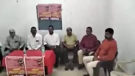 ଜୟପୁର: ଶ୍ରମିକ କର୍ମଚାରୀ ଭଵନ ଜୟପୁର ଠାରେ ଶ୍ରମିକ ସଂଗଠନ ର ବୈଠକ
