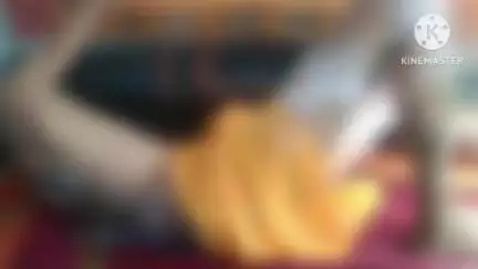 कौंच: नदीगांव रोड पर बिजली लाइन के करंट से चिपककर झुलसे मजदूर की छत से गिरने से हुई गंभीर चोट