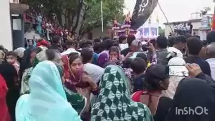 मदनपुर: मदनपुर थाना परिसर में आयोजित ताजिया प्रतियोगिता में बेरी चौधरी बीघा रहा प्रथम