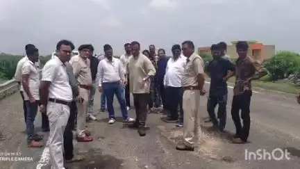 बारां: गजनपुरा NH-27 पर हुए भीषण सड़क हादसे में 4 जनों की मौत के बाद मौका मुआयना करने पहुंचे कलेक्टर, दिए जांच के निर्देश