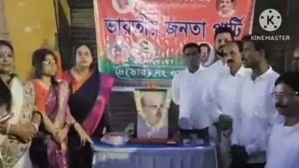 বাঁকুড়া ২: ডঃ শ্যামাপ্রসাদ মুখোপাধ্যায়ের ১২৫ তম জন্মবার্ষিকী উদযাপন উপলক্ষ্যে বাঁকুড়ায় বিজেপির পক্ষ থেকে দিনটিকে পালন করা হলো