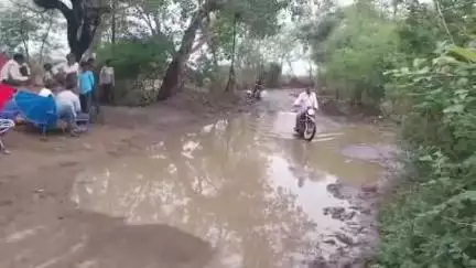 सागर नगर: प्रधानमंत्री ग्राम सड़क योजना में लगा पलीता, गड्ढे बने परेशानी का सबब #jansamasya