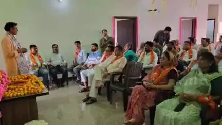 सीकर: भाजपा कार्यालय में श्यामा प्रसाद मुखर्जी की जयंती पर कार्यक्रम का आयोजन हुआ