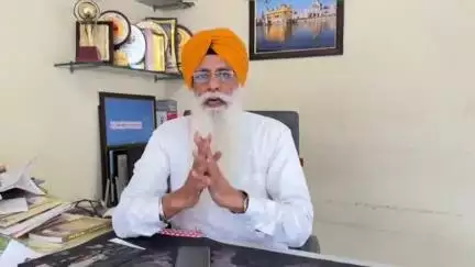 ਅੰਮ੍ਰਿਤਸਰ 2: SGPC ਮੈਂਬਰ ਗਰੇਵਾਲ ਵੱਲੋਂ SGPC ਦਫ਼ਤਰ ਤੋਂ ਬਿਆਨ: ਸਿੱਖ ਪੰਥ ਅਕਾਲ ਤਖ਼ਤ ਦੇ ਫ਼ੈਸਲਿਆਂ ਦੇ ਪੱਖ ਵਿੱਚ ਇਕਜੁੱਟ