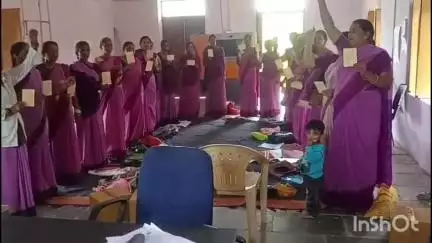 डूंगरपुर: पोस्टकार्ड अभियान हुआ तेज, आंगनवाड़ी कार्मिकों ने सरकार को चेताया