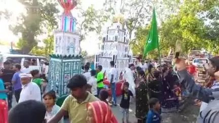 छपरा: जिले में शांतिपूर्ण ढंग से मुहर्रम सम्पन्न, निकला ताजिया जुलूस, डीएम और वरीय एसपी रहे मौजूद