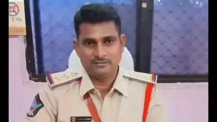 ఆత్మహత్య సమస్యలకు పరిష్కారం కాదని రేణిగుంట అర్బన్ సీఐ జై చంద్ర తెలిపారు