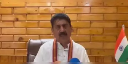 नूरपुर: फिन्ना सिंह नहर के बांध के टैंडर को अनुभवहीन कंपनी को देने पर पूर्व मंत्री राकेश पठानिया ने जताई नाराज़गी