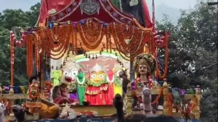 କାମାକ୍ଷାନଗର: ଜଗନ୍ନାଥ ବଜାରରେ ସୁନାବେଶ ଅନୁଷ୍ଠିତ