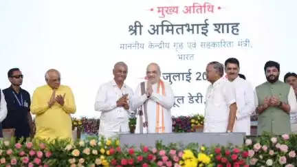 અંજાર: શ્વેત ક્રાંતિ બાદ હવે નમક ક્રાંતિ તરફ અમૂલ GCMMFના વાઇસ ચેરમેન તથા સરહદ ડેરી અંજારના ચેરમેન વલમજીભાઈ હુંબલના મંડાણ