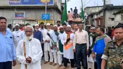 इचाक: इचाक में मोहर्रम के अवसर जुलूस निकाला गया, 'हाय-हुसैन' के नारे गूंजे