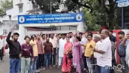 लेदरी एसईसीएल मुख्य महाप्रबंधक की बदसलूकी से भड़के कांग्रेसी नेता, 10 जुलाई को होगा बड़ा प्रदर्शन