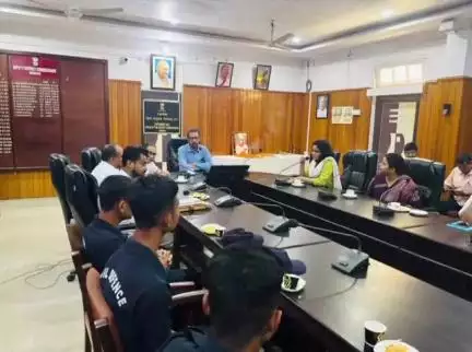 মঙলদৈ ভাগ: মঙলদৈস্থিত আয়ুক্ত কাৰ্যালয়ত ড° শ্যামা প্ৰসাদ মুখাৰ্জীৰ জন্মজয়ন্তী পালন, উপস্থিত জিলা আয়ুক্ত