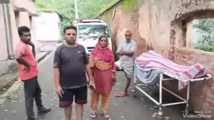 देवघर: कुर्मीडीह के पास ऑटो और बाइक की टक्कर में 2 लोग घायल व 1 व्यक्ति की मौत, सदर अस्पताल में पोस्टमार्टम किया गया