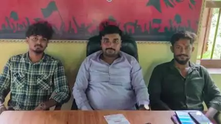 दुमका: जिला स्कूल के पास अखिल भारतीय विद्यार्थी परिषद के कार्यालय में एबीवीपी नगर इकाई द्वारा प्रेस वार्ता की गई