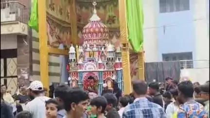 લુણાવાડા: મોહરમ પર્વ નિમિત્તે લુણાવાડા શહેર તાજીયાના જુલુસ નીકળ્યા